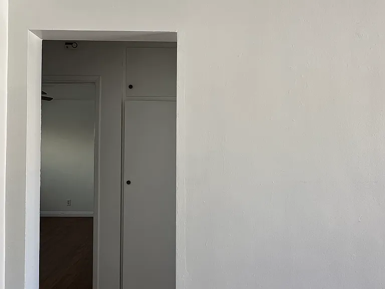 6610 Vinevale Ave #B — Photo 11