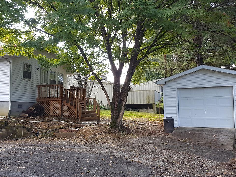 2nd image of 312 Seay St