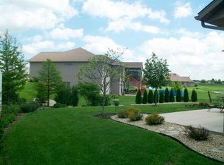 1413 Spahn Dr, Waunakee, WI 53597