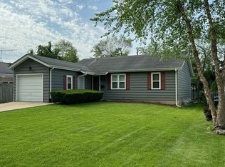 1314 E Evergreen St, Wheaton, IL 60187