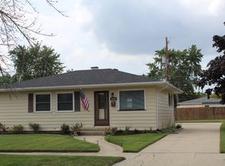 8448 14th Ave, Kenosha, WI 53143