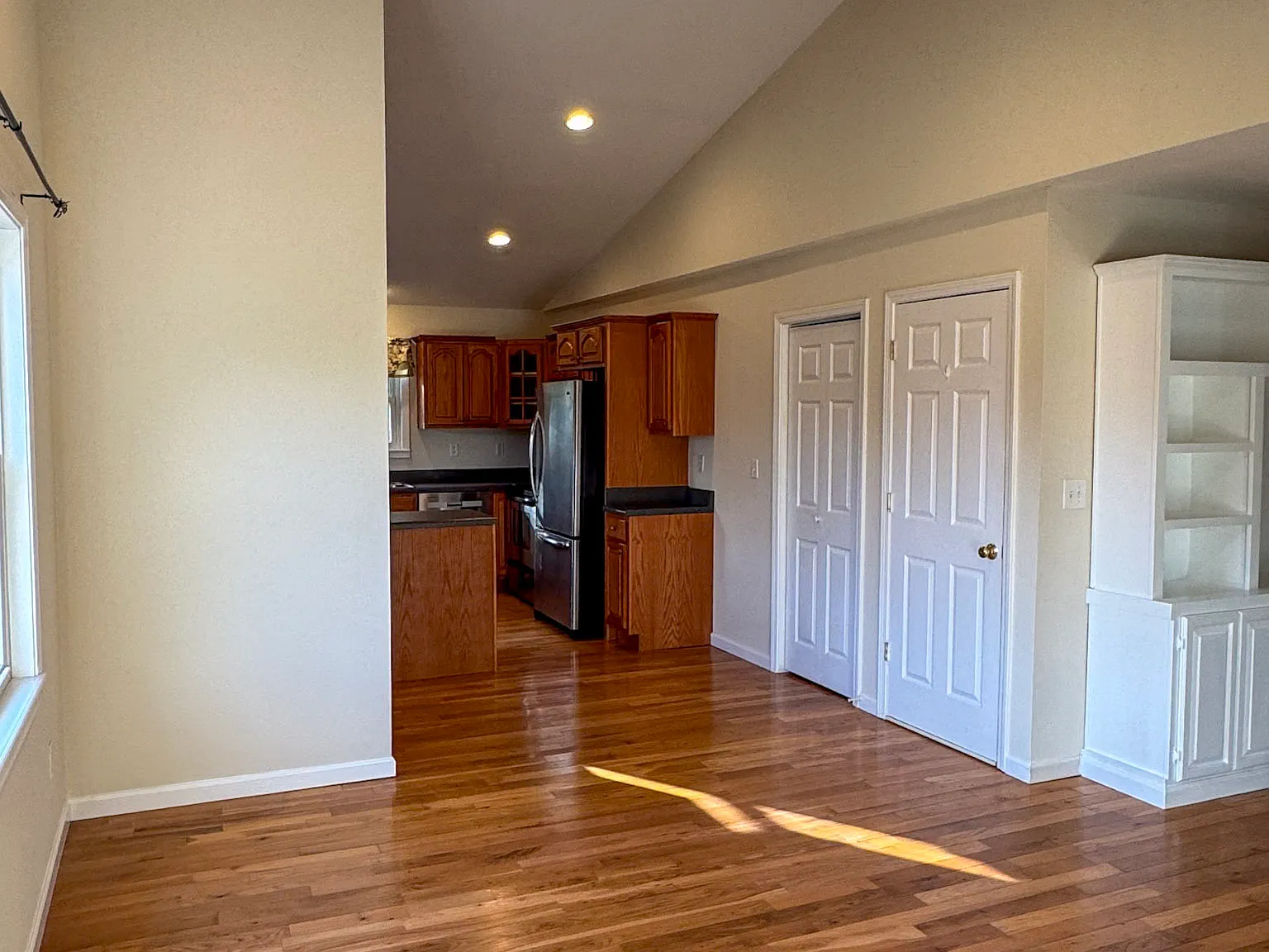 74 Lockes Way - 1 — Photo 2