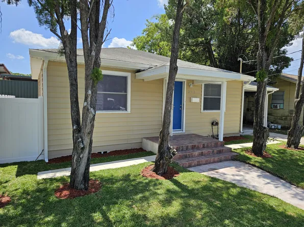 2911 26th St N, Saint Petersburg, FL 33713