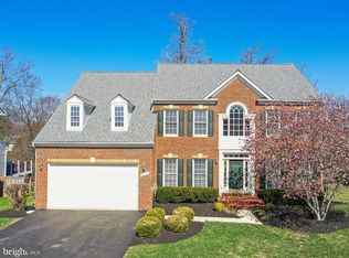 4700 Devereaux Ct, Centreville, VA 20120
