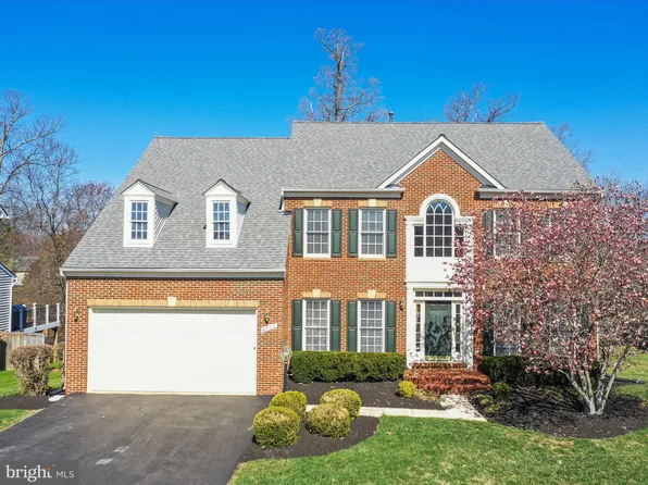 4700 Devereaux Ct, Centreville, VA 20120