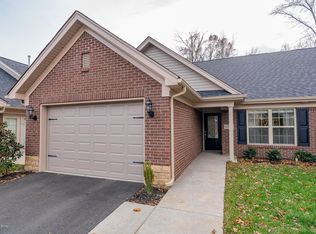 6538 Renate Rd, Louisville, KY 40291