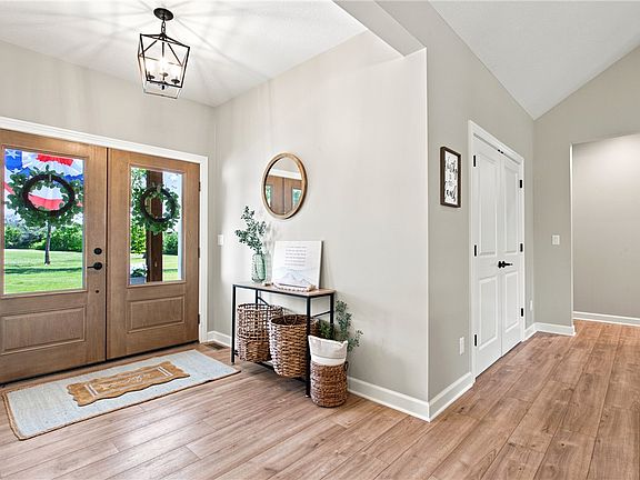 5th image of 2071 Whetstone Rd