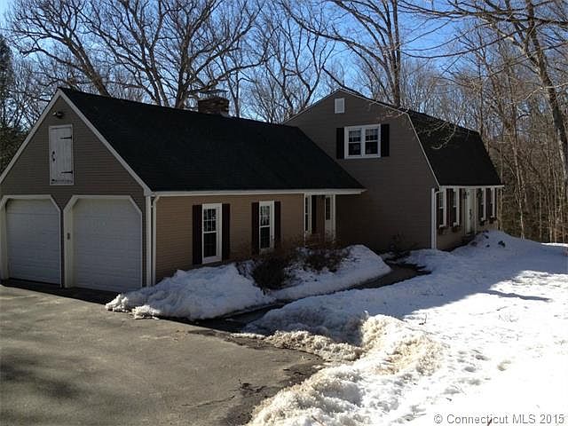 8 ROOM COLONIAL, POSSIBLE 4...