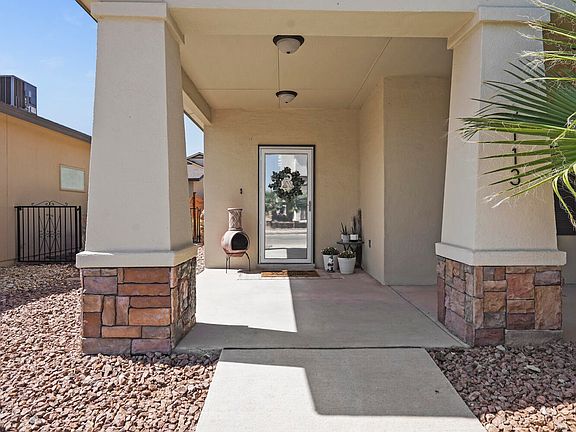 2nd image of 2113 William Caples St