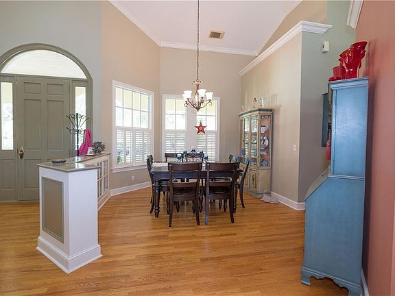 5th image of 1089 SW Lighthouse Dr