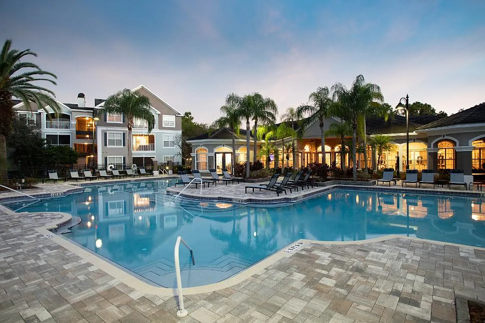 The Grand Reserve at Park Isle Apartments — Photo 3