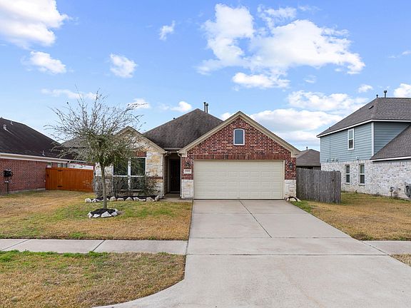 2nd image of 2926 Country Clearing Ln