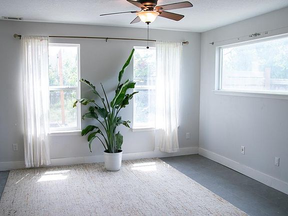 5th image of 9565 W Mossywood Dr