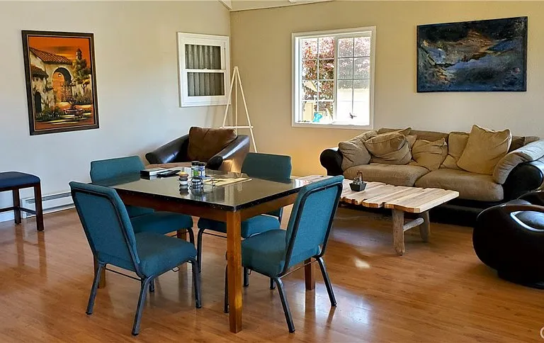 4415 Woods Ln — Photo 9