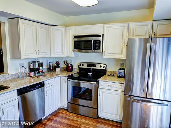 3rd image of 7034 Harbour Village Ct APT T2