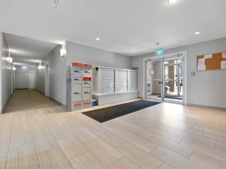 20 Walgrove Walk SE #208 — Photo 19