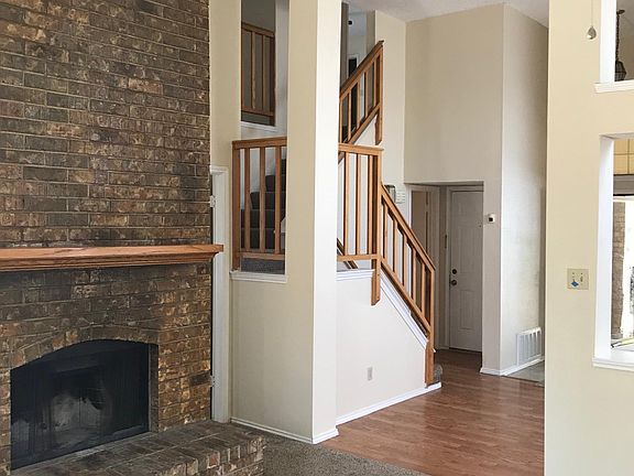 4th image of 6705 Pecanwood Dr