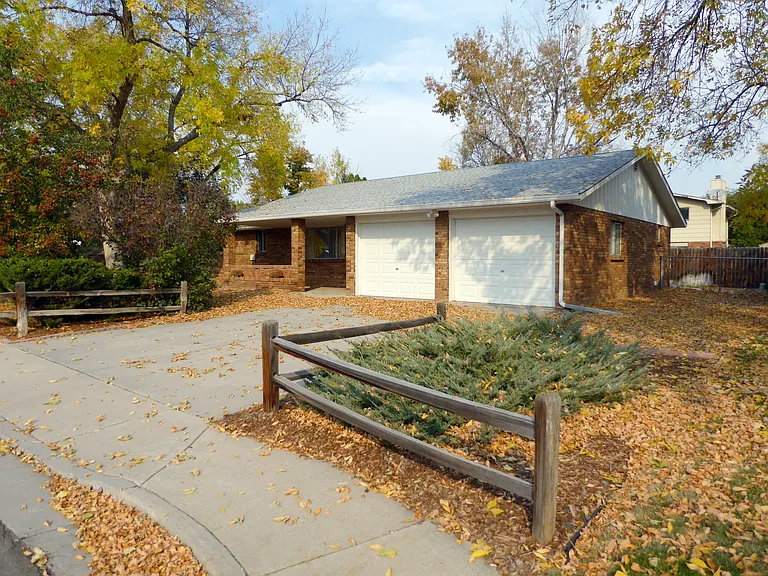 331 Juniper Pl — Photo 7