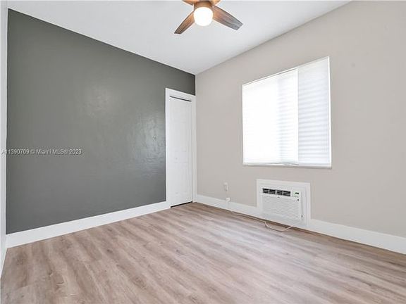3rd image of 1300 NE 180th St #0