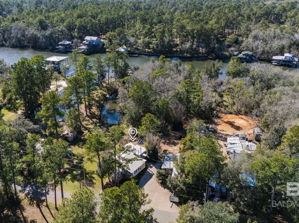 15565 Juniper Ln, Summerdale, AL 36580