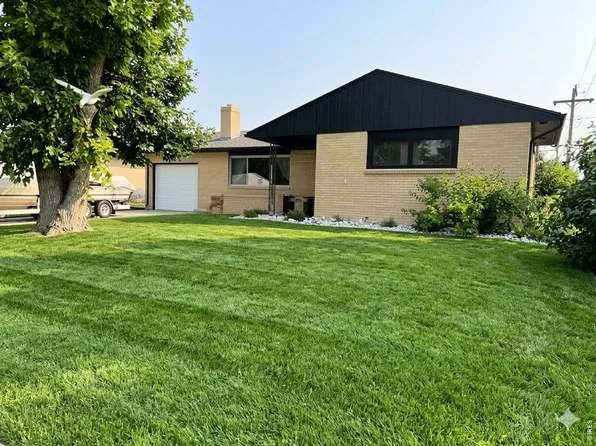 1324 Buchanan St, Sterling, CO 80751