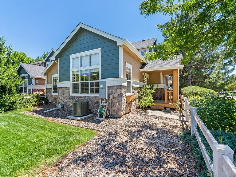 250 Rock Bridge Ln — Photo 7