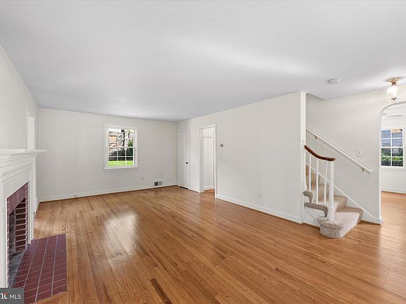 5th image of 5525 15th St N