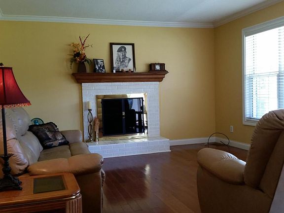 3rd image of 6129 Clayberry Dr