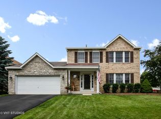 1100 Saddle Ridge Trl, Cary, IL 60013