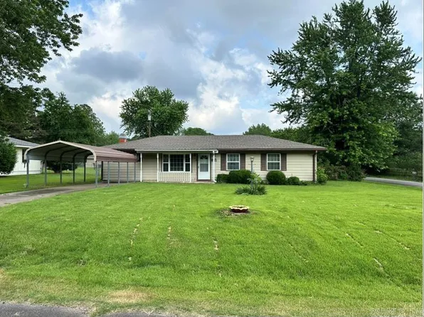 216 Finks St, Mena, AR 71953