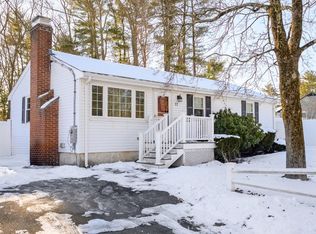 17 Pine Haven Cir, Rockland, MA 02370
