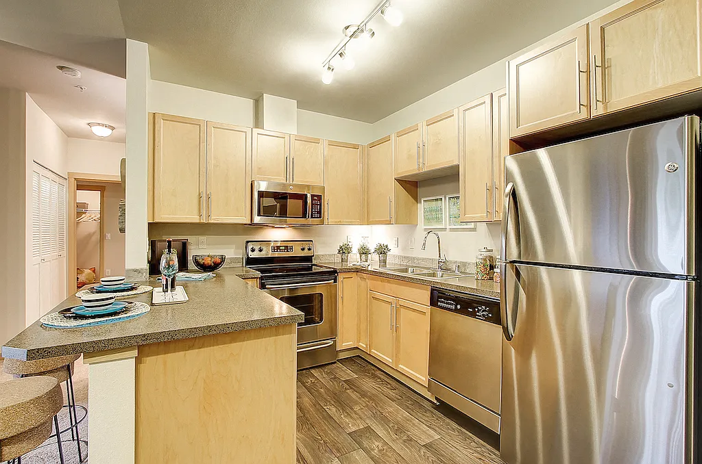 Newberry Square Apartments — Photo 2