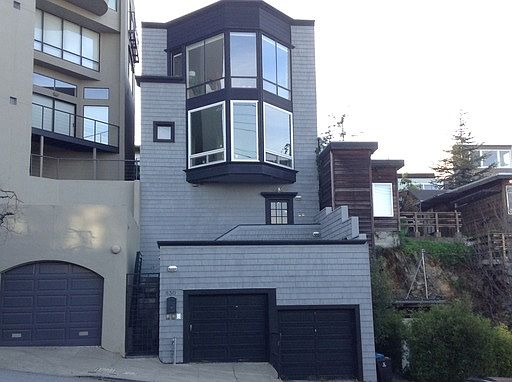2nd image of 830 De Haro St