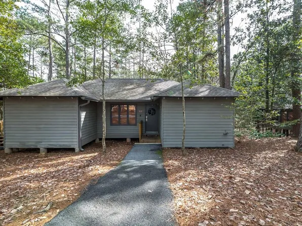 2109 Persimmon Ln, Pine Mountain, GA 31822