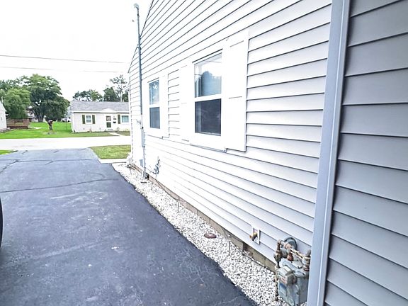 5th image of 605 Linlawn Dr
