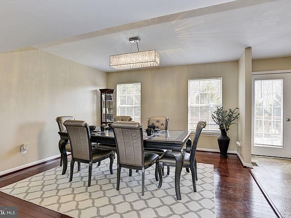 4th image of 208 Saint Justin Dr