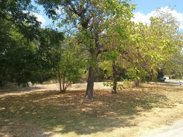 9862 Lake Shore Dr, Wills Point, TX 75169