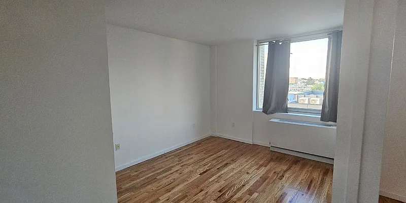 Rented by Farside Realty LLC | media 3