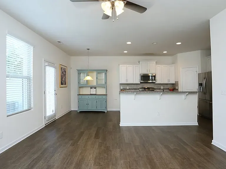 131 Holly Berry Ln — Photo 11
