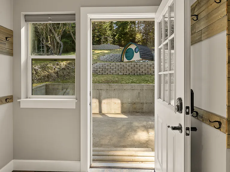 109 S 5th Street Aly — Photo 18
