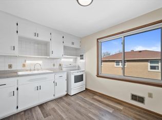 7326 W Beloit Rd #7326, Milwaukee, WI 53219