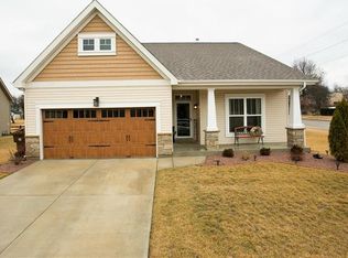 4000 Hathaway Pl, Saint Peters, MO 63304