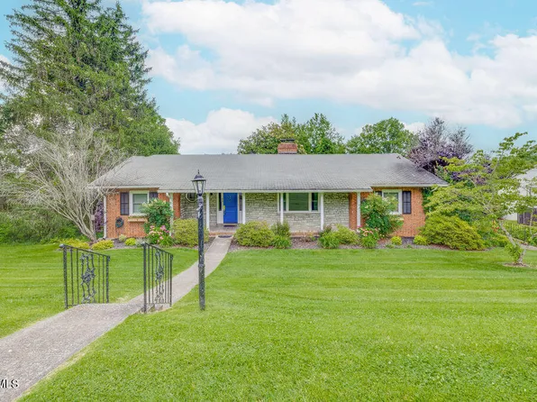 506 E 10th Ave, Johnson City, TN 37601