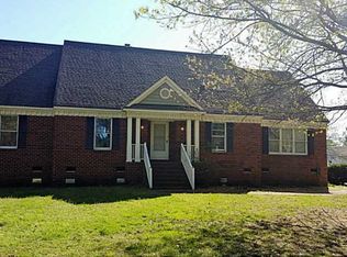 210 Dandy Point Rd, Hampton, VA 23664