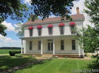 1464 Merritt Rd, Jacksonville, IL 62650