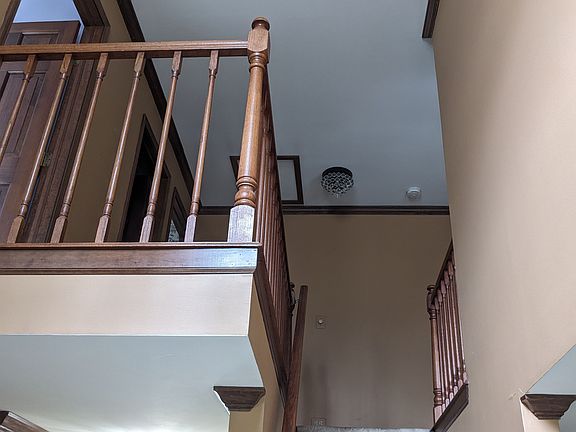 5th image of 1463 Magnolia Way