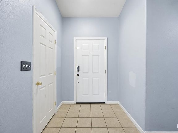 5th image of 12311 Verdelho Ave