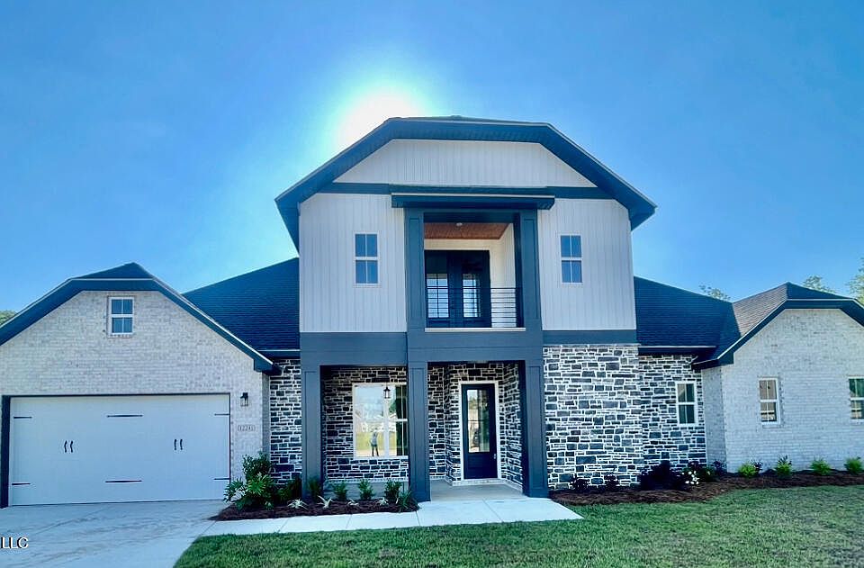 1st image of 12241 Savannah Cir