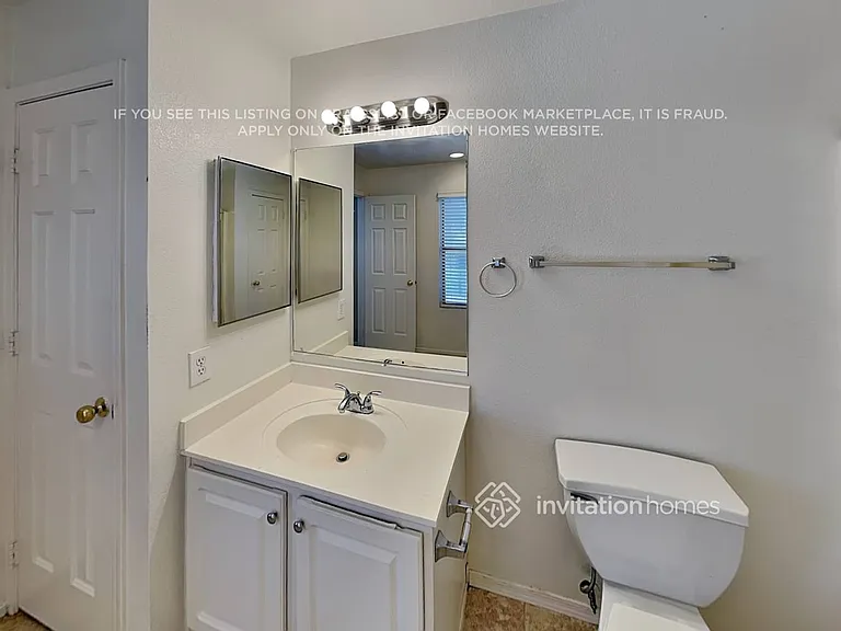 12808 N Main St — Photo 13