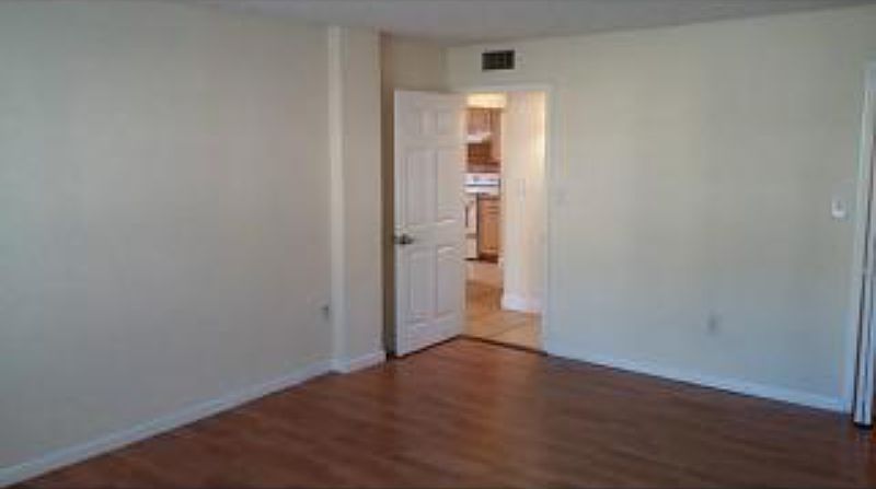 2nd image of 6950 Miami Gardens Dr #2215